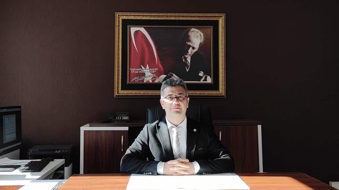 Mustafa GÜLER - Enstitü Müdürü